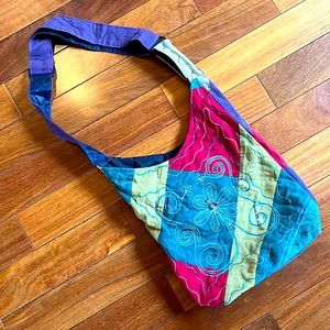 Made in Alaska stitch cross bag 🧡